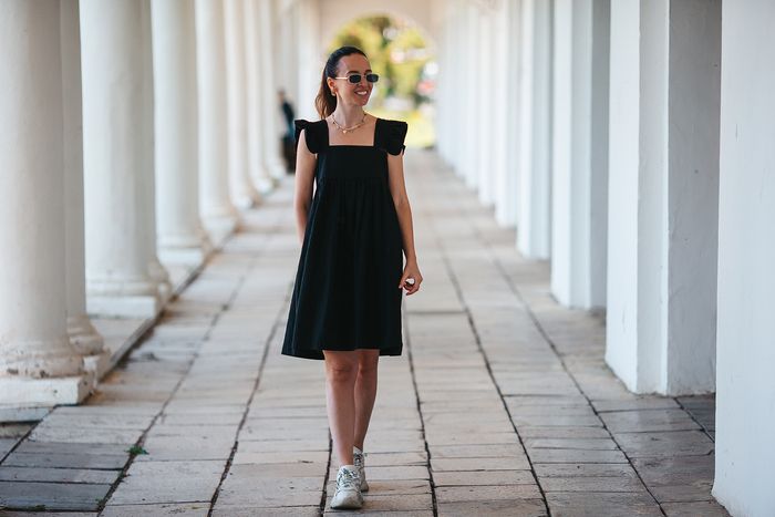 Drop Waist Dresses for Minimalist Fashion Lovers.jpg